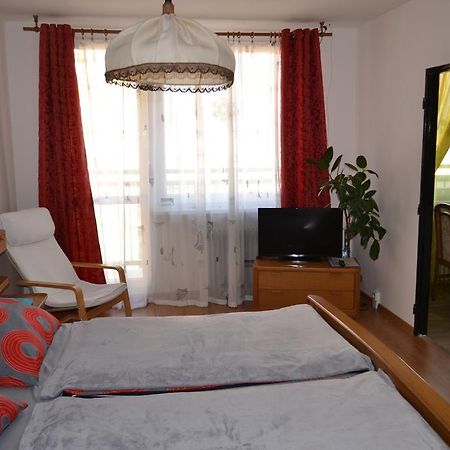 Apartment Alejni Cieplice Zewnętrze zdjęcie